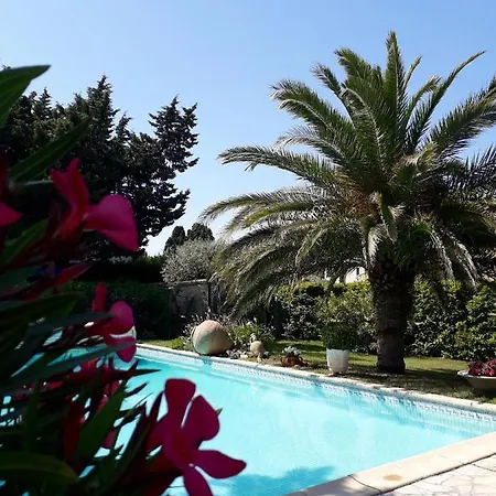 Maison Chaleureuse A Orange Avec Piscine Privee Holiday home Orange (Vaucluse)